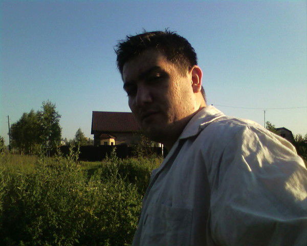 Надир Урунов