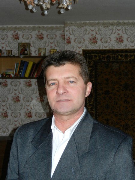 Валерий Максин