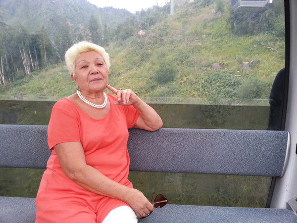 Любовь Умурова