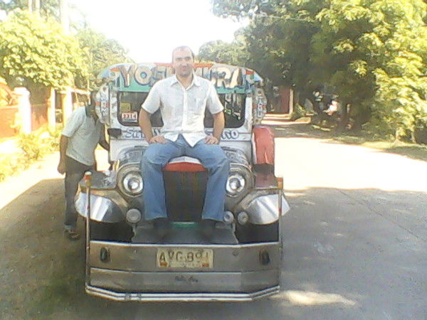 Белый Пушистый