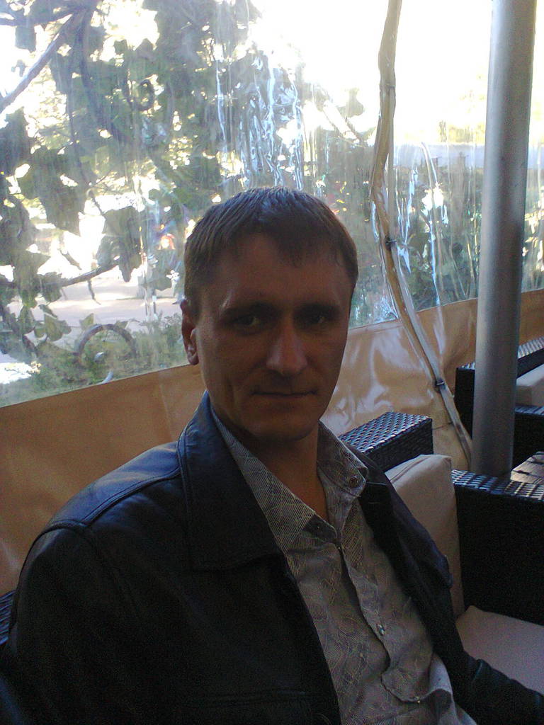 Александр Кобелев