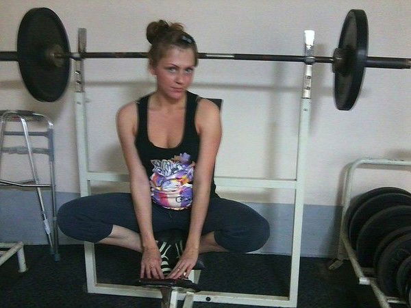 Елена Захарова