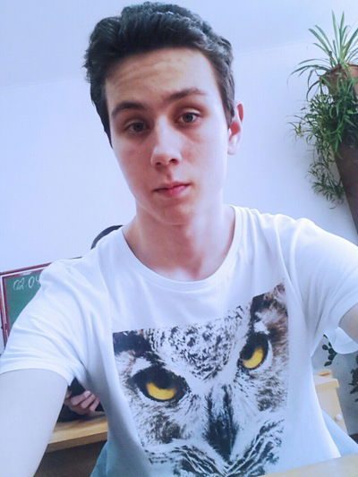 Денис Милованов