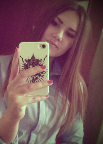 Карина Долгова