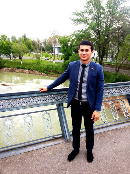 Алишер Каримов