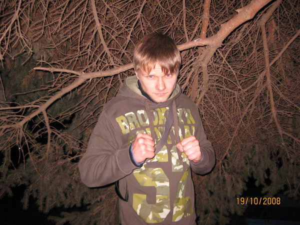 Кирилл М********