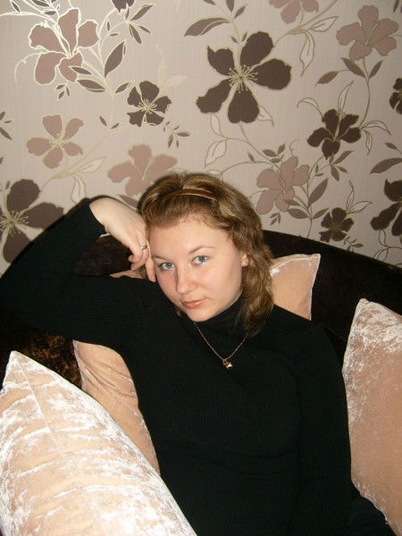 Елена Бухарина