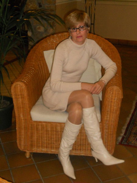 Надежда Котеля