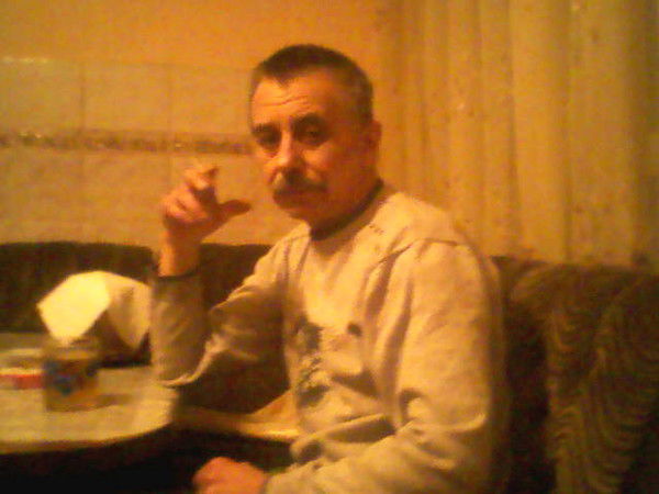 Юрий Колесников