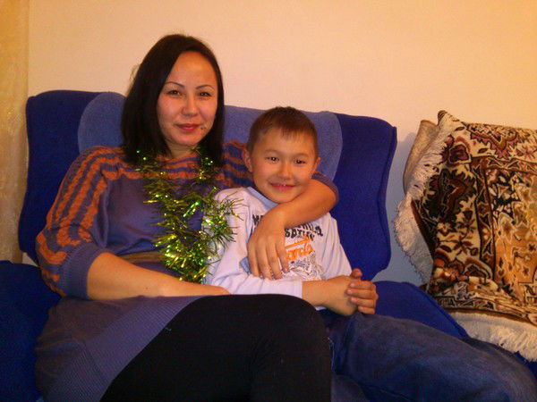 Баян Султангазиева