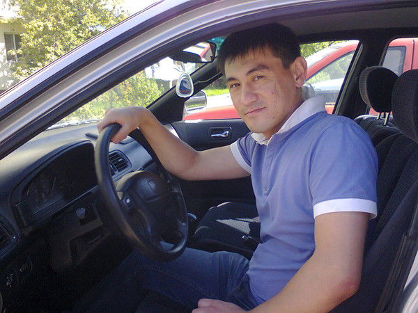 Серикхан Искаков