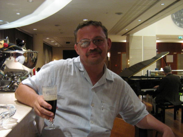 Сергей Сероштанов