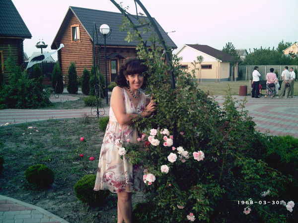 Елена Мельник