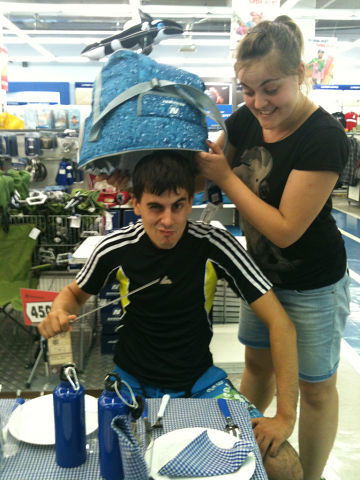 Денис Попов