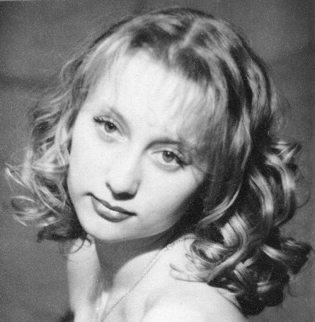 Анна Чернецова