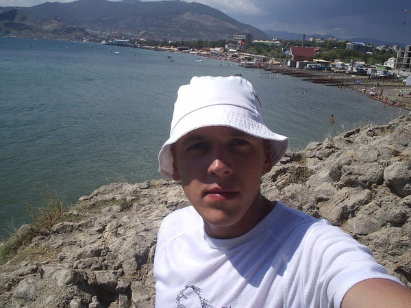 Паша Капустин