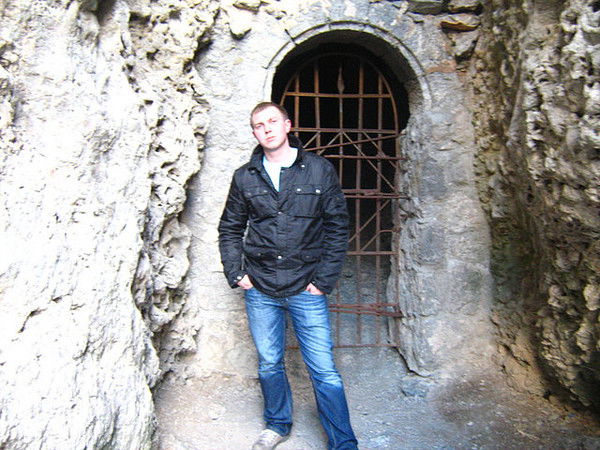 Александр Харитонов