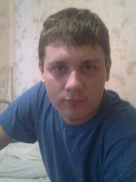 Илья Николаев