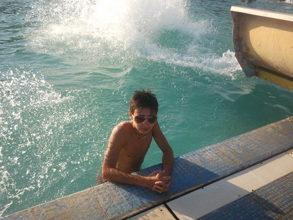 Mr. Unique {Of.page}