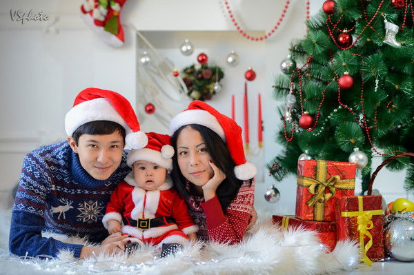 Ербол And Асем