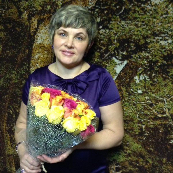 Светлана Столярова