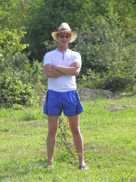 Ахметов Артем