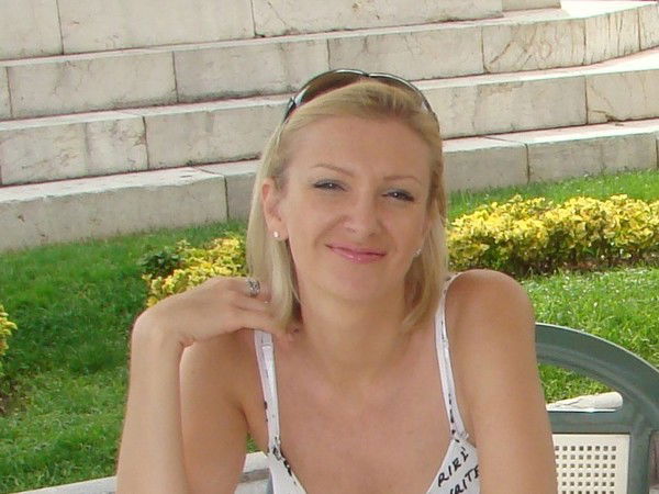 Анна Иванова