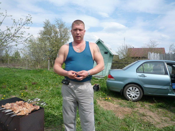 Дмитрий Холзаков