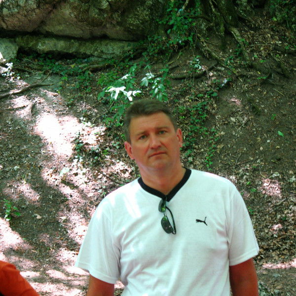 Артур Атрошенко