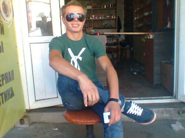 Вова Позняков