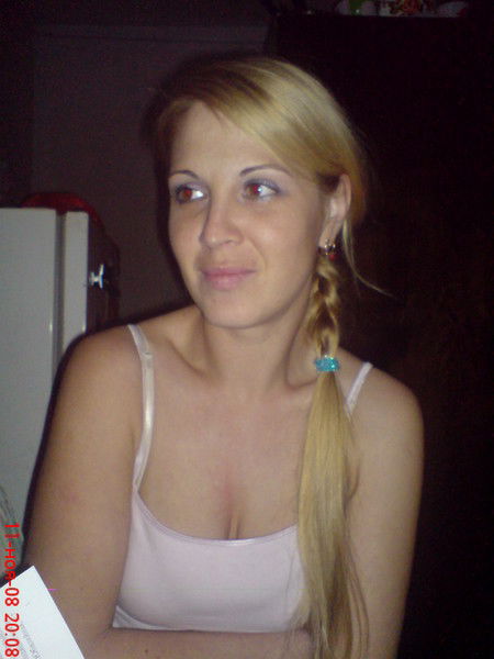 Лена Горожанинова