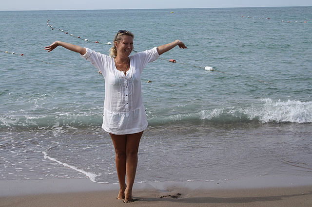 Елена Елена