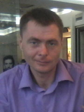 Олег Савельев