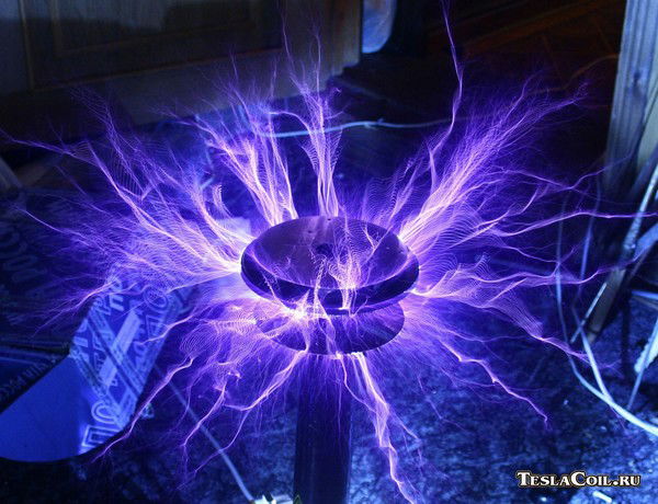 Олег Лазарев