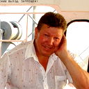 Назым Валеев