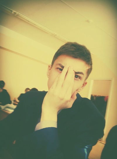 Максим Романов