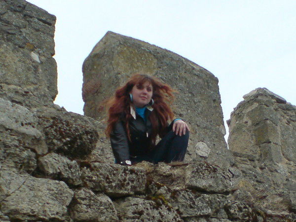 Юля Не Скажу