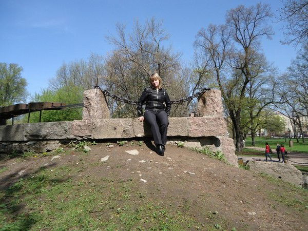 Леночка Попова