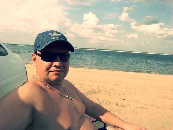 Александр ...