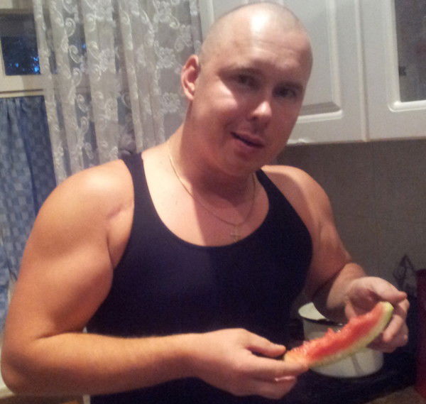 Иван Пахарьков