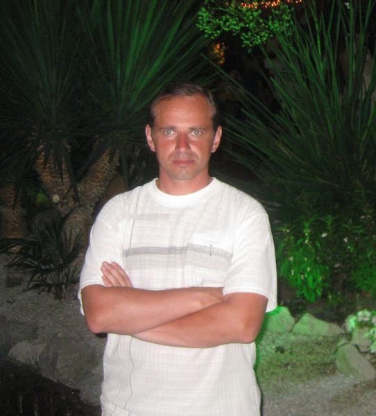 Дмитрий Тихонов