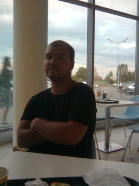 Стас Романов