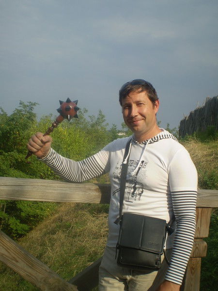 Андрей Богатов