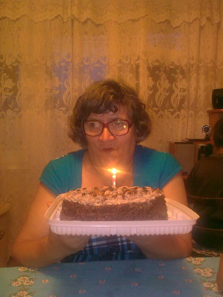 Люба Султанова