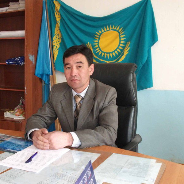 Кайрат Молдабеков