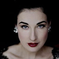 Наталья Попова