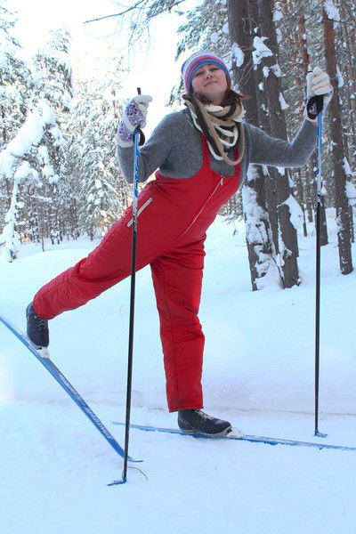 Нэлли Кольм