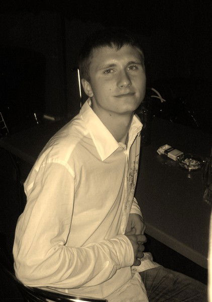 Артём Татарников