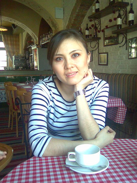 Айжан Султанова