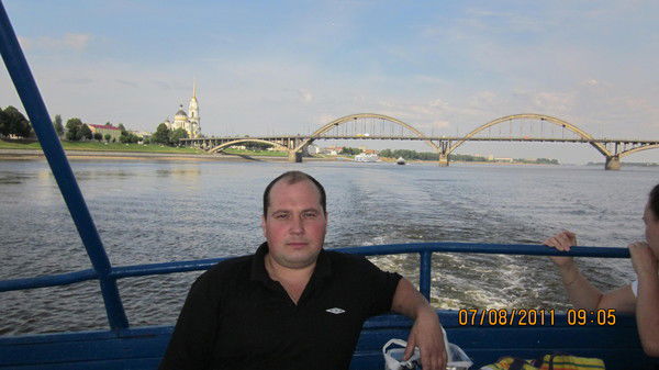 Михаил Тарасов